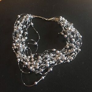 Really pretty silver beaded floating necklace
